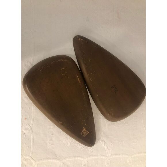 5/$25 SALE Vintage Set of Two (2) MCM Wooden Snack Triangular Tray Made in Japan - Picture 8 of 12